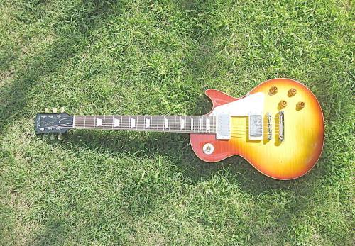 guitar.jpg